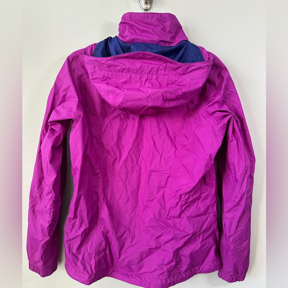 The North Face Women's Magenta Jacket - Picture 8 of 11